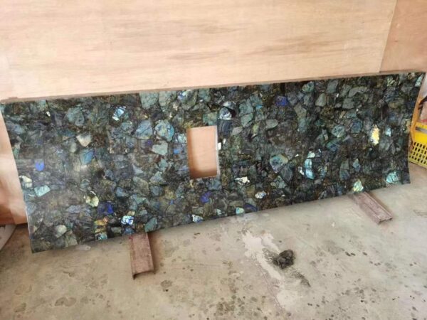 Labradorite Semi-Precious Stone Slab — изображение 3