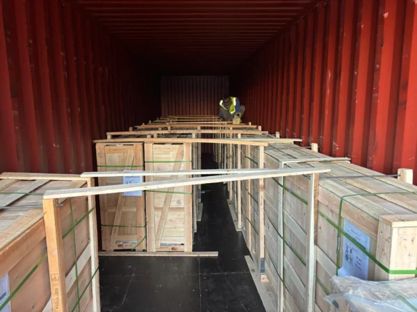 container-loading-stone-slabs-blocking-bracing-system