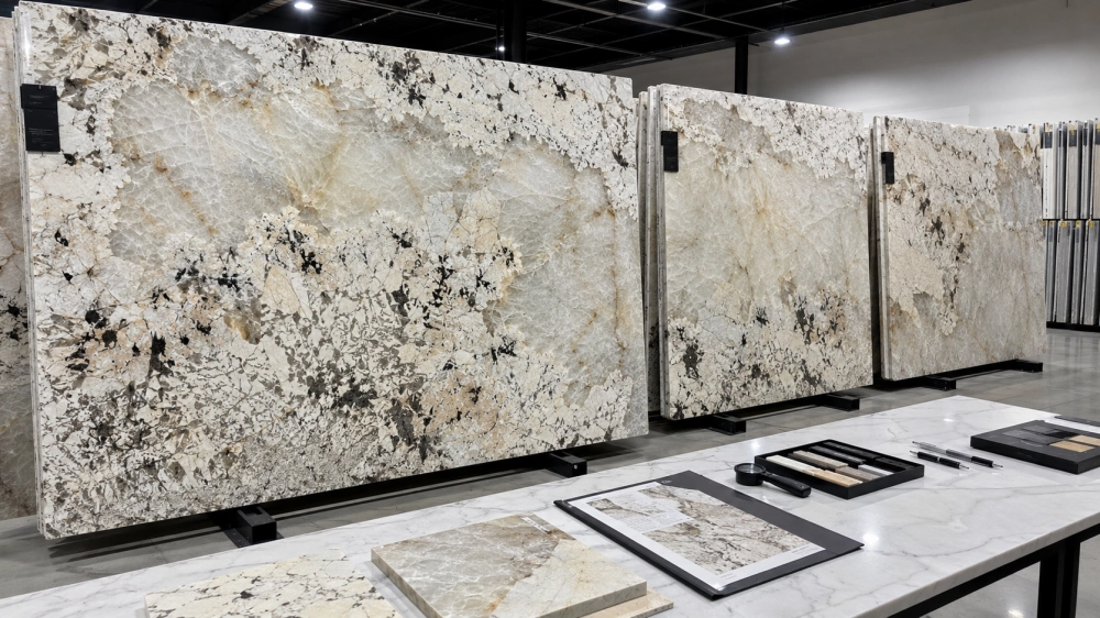 patagonia_quartzite_slab_selection_visual_inspection